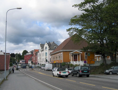 larvik main street